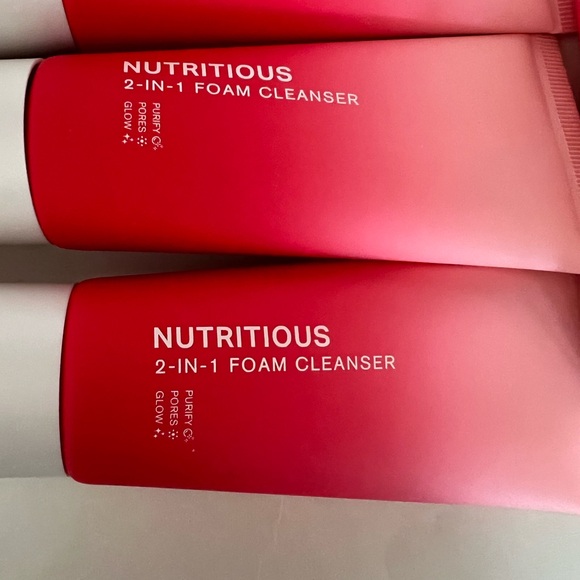 Estee Lauder Nutritious cleanser bundle - Picture 4 of 8